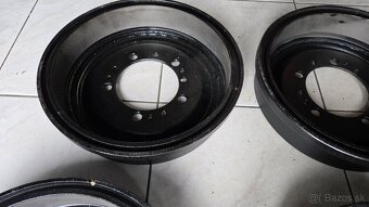 Na M461 - ARO 240 - 3