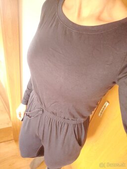 Tmavomodrý overal - 3