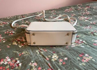 biela crossbody kabelka - 3