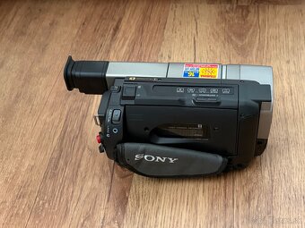 Kamera Sony Handycam CCD-TRV37E - 3
