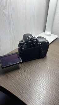 Canon 70D - 3