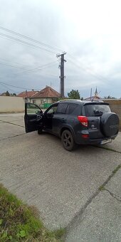 Toyota Rav 4 2,2D-4D - 3