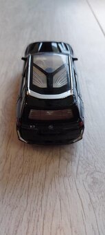 Kovové autíčko BMW - 3