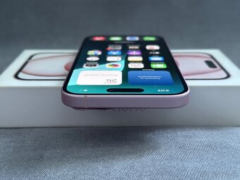 iPhone 15 128GB - 3