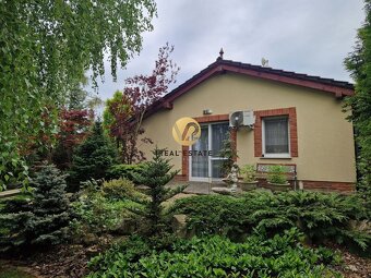 Na PREDAJ dva domy 5i a 3i za cenu jedného, pozemok 1700m2 - 3