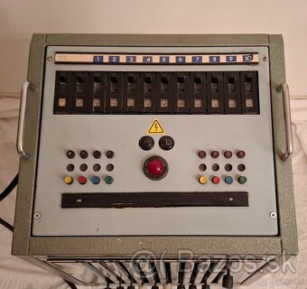 Retro divadelná technika z roku 1976, výrobné číslo 6, 1 kus - 3
