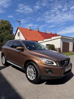 Volvo XC60 4x4 2,4 D5 automat AT/6 r.v.2009 - 3