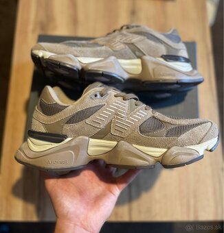 New Balance 9060 EU44 - 3