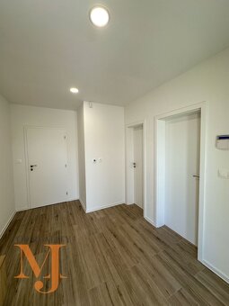 Nadštandardný 4-izbový bungalov na prenájom – novostavba - 3