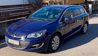 Opel Astra J Sports Tourer 1.6CDTi Cosmo s ťažným zar. - 3