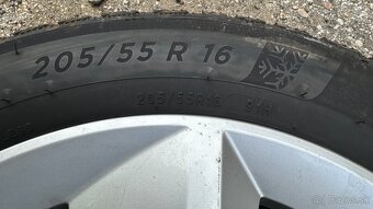 14 .Seat Leon 205/55/ r16 - 3