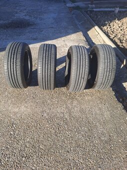 Predám letné pneu Kumho Crugen HP91 235/55 R18 100H - 3