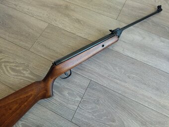 Vzduchovka Crvena Zastava - Juhoslávia, 80.roky - 3