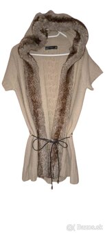 Štýlová vesta s kapucnou Zara pod zadok, M - 3