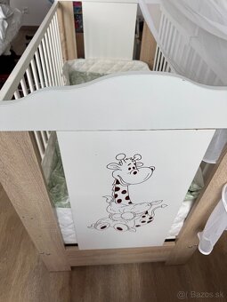 Detská postieľka so žirafkou - 3