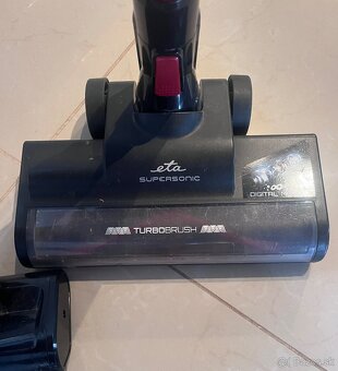 Eta rucny vysavac - 3