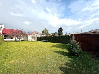 5 izb., RD bez ďalších investícii,pozemok 756 m2 - TULIPÁN - - 3