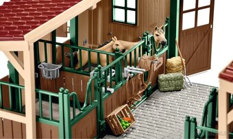 Schleich stajňa - 3