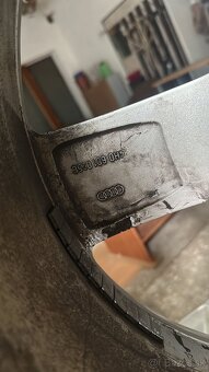 Audi R19 - 3