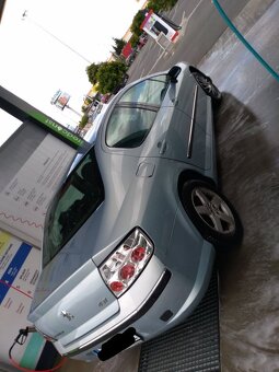 Predám alebo vymením - Peugeot 407 - 3