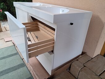 umývadlová skrinka s umývadlom IKEA - 3