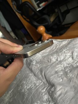 iPhone 15 Pro Natural Titanium - 3