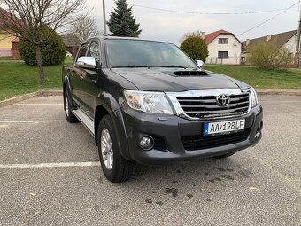 Toyota Hilux 3.0 D-4D 126kw A/T 4x4 - 3