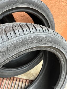 Dunlop 225/45/ R17 - 3