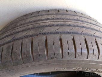 Nokian Tyres 215/55/R17 - 3