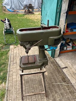 Stojanova vrtacka - 3