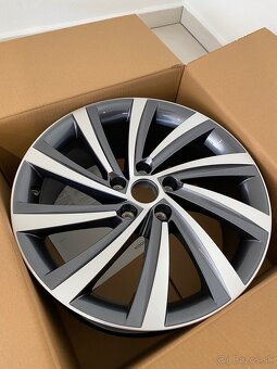 Alu Skoda PERSEUS R18 - 3