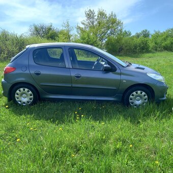 Peugeot 206+ - 3