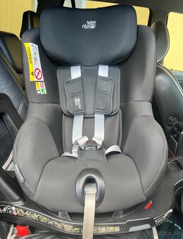 Britax Römer Autosedačka DUALFIX M i-SIZE farba Čierna - 3