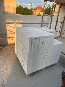 Predám PORFIX tvárnice 500x300x250mm – 1,5 palety (60 ks) - 3