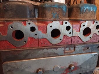 Motor Zetor 4701. - 3