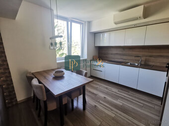 Prenájom krásny 2 izbový byt, centrum mesta, parkovacie mies - 3