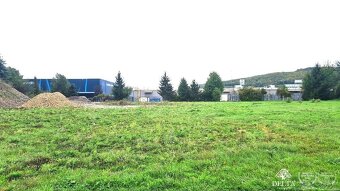 Pozemok s IS- občianska vybavenosť 9065 m2 Radvaň-Banská Bys - 3