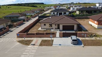 Ponúkame Vám exkluzívnu novostavbu 4-izbového rodinného domu - 3