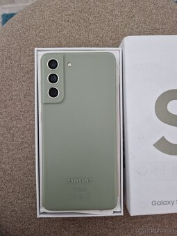 SAMSUNG GALAXY S21 FE-zelený - 3