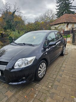 Predam toyota auris 1.9 ročnik 2009 - 3