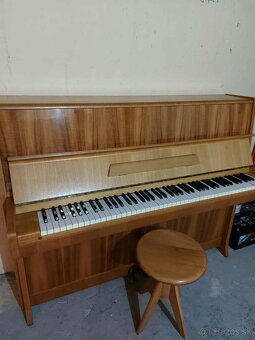 Predám klavír Petrof - 3