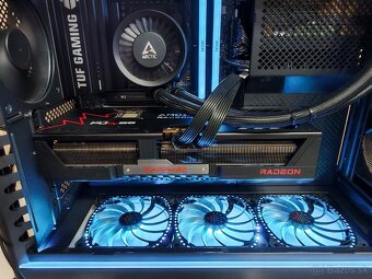 Sapphire Pulse RX 9070 XT 16GB - 3