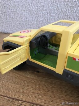 Schleich Záchranné terénne auto - 3