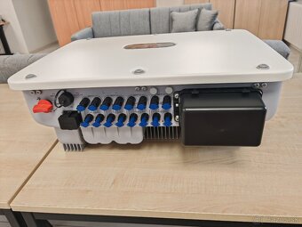 Menič HUAWEI SUN2000-30KTL-M3 3F 30kW 4xMPPT - 3