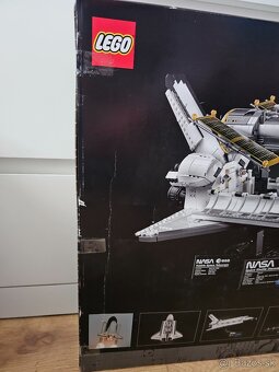 LEGO ICONS 10283 NASA Raketoplán Discovery - 3