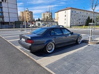 Bmw 728i e38 - 3