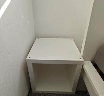 Posteľ manželská - rám + nočné stolíky IKEA - 3