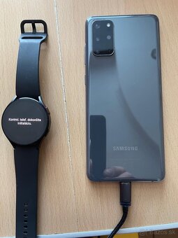 Samsung Galaxy S20+ 5G s Samsung Galaxy Watch 5 - 3