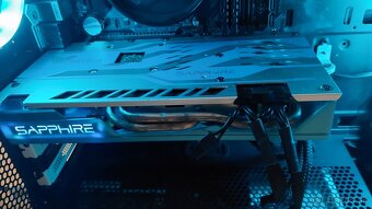 Sapphire Radeon RX 580 NITRO+ 8GB - 3