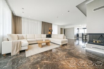 BOSEN | Výhľady, priestor, krb - 152 m2 plus terasa 102 m2, - 3